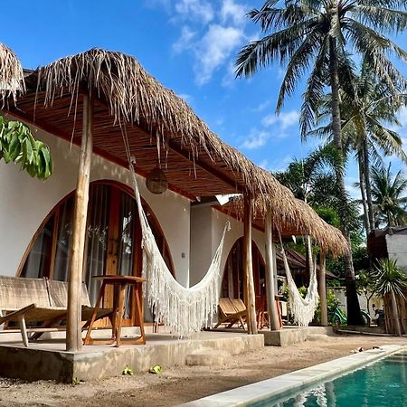 Rumah Canaria Bungalow Gili Trawangan Zewnętrze zdjęcie