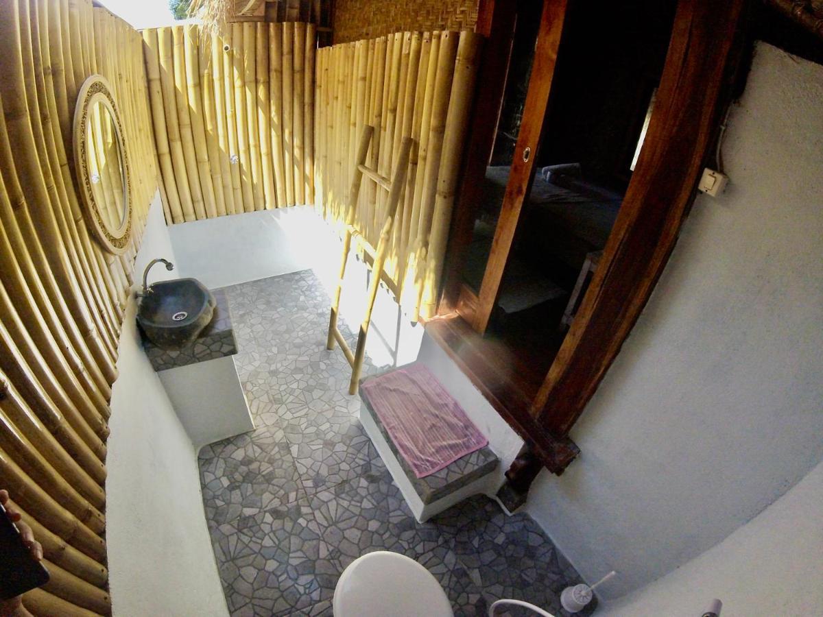 Rumah Canaria Bungalow Gili Trawangan Zewnętrze zdjęcie