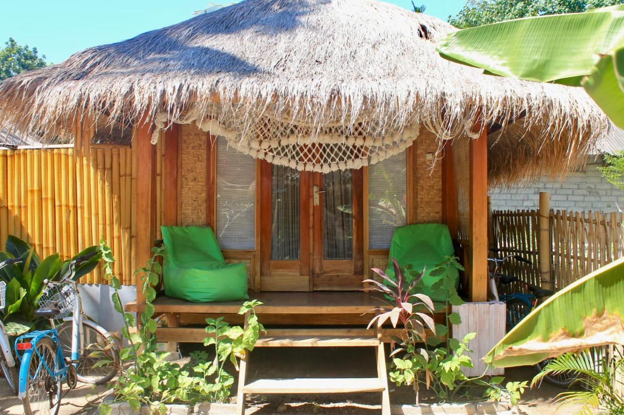 Rumah Canaria Bungalow Gili Trawangan Zewnętrze zdjęcie
