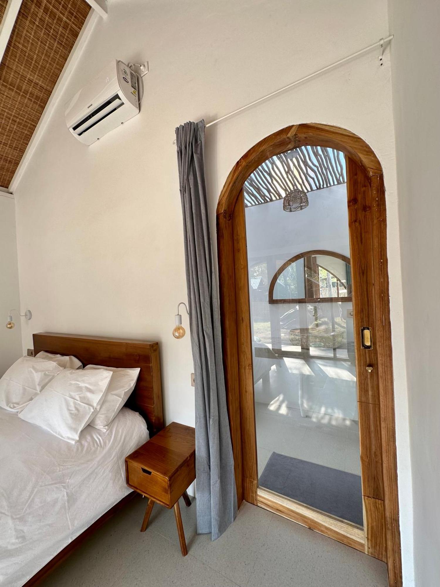 Rumah Canaria Bungalow Gili Trawangan Zewnętrze zdjęcie